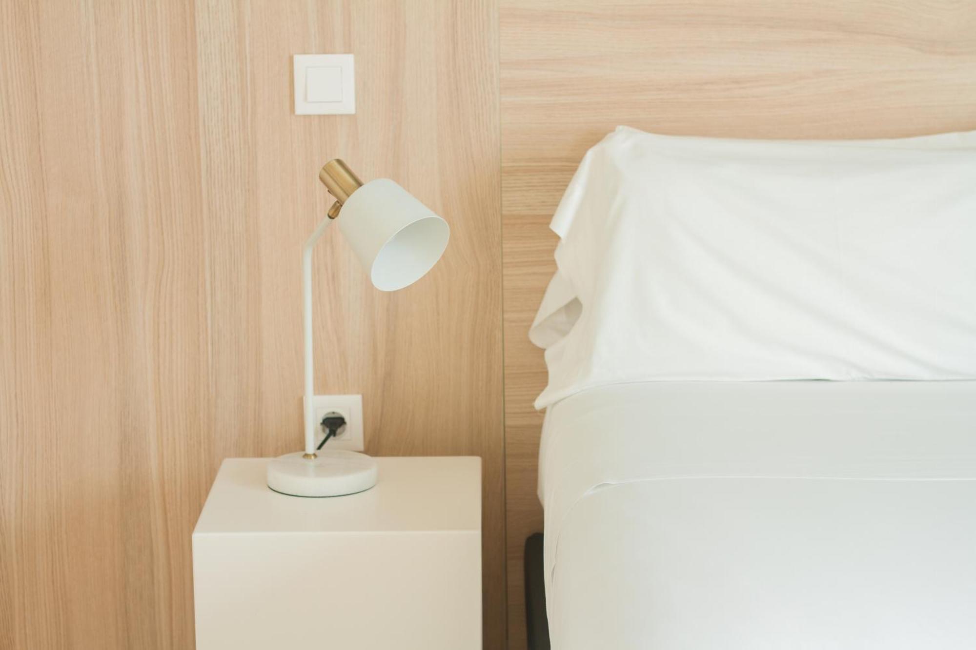 Room Select Porto Suites Exteriör bild