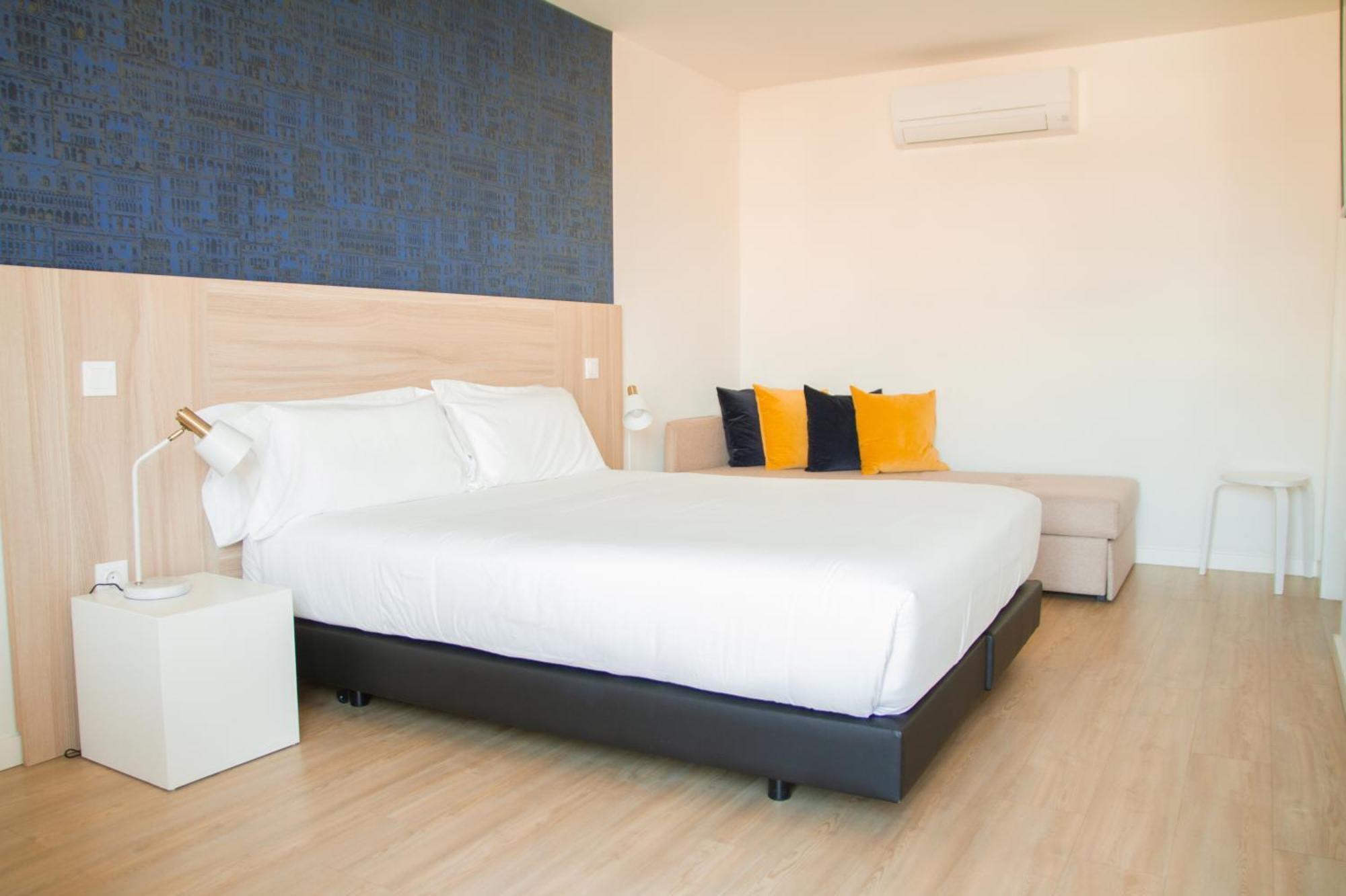 Room Select Porto Suites Exteriör bild